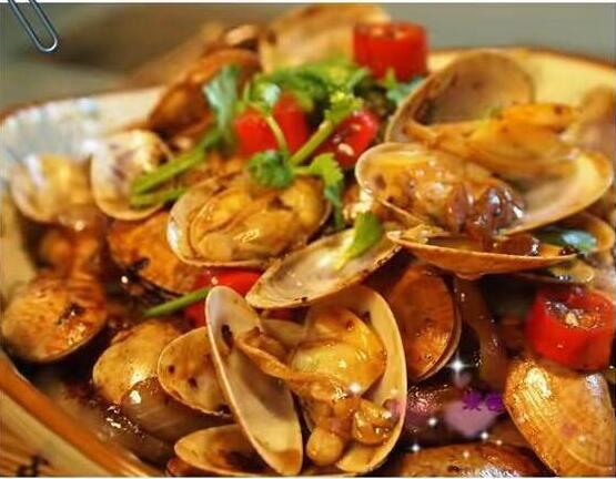 吃花甲中咯牙的到底是沙还是....屎